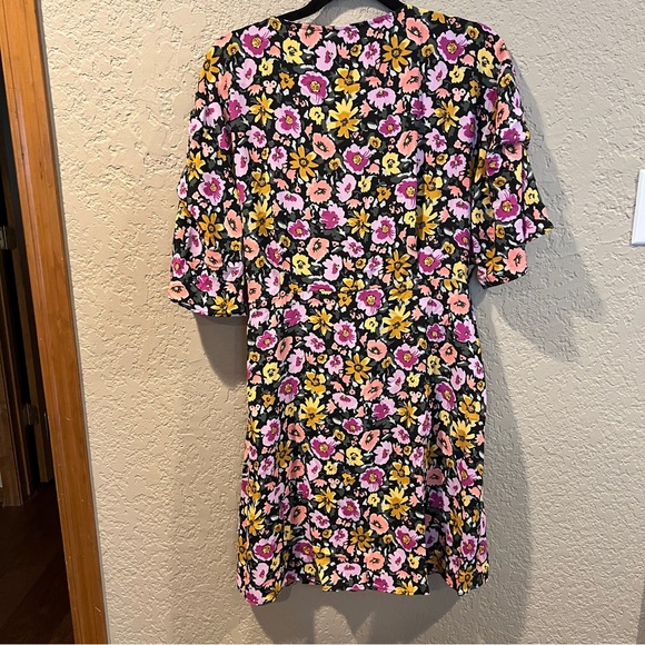 Topshop Floral Wrap Dress - Picture 2 of 3